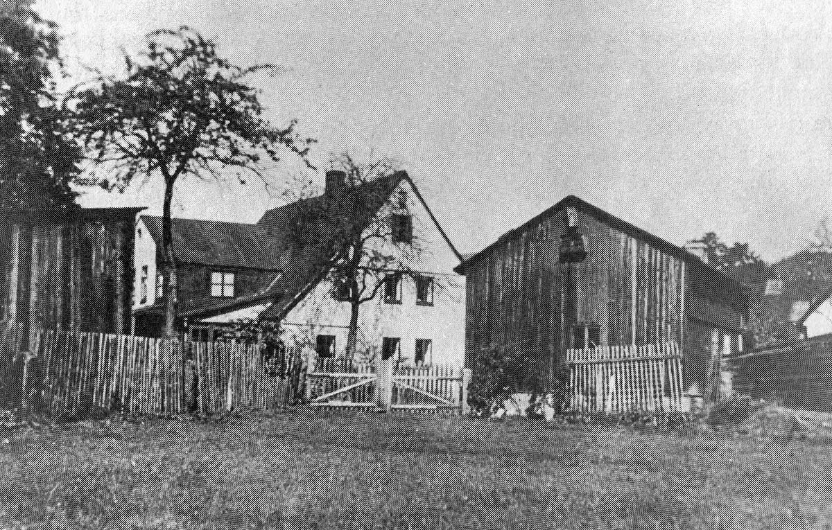 Tischlerhaus" - Wohnhaus und Scheune der Familie Gerber (Haus Nr. 26)