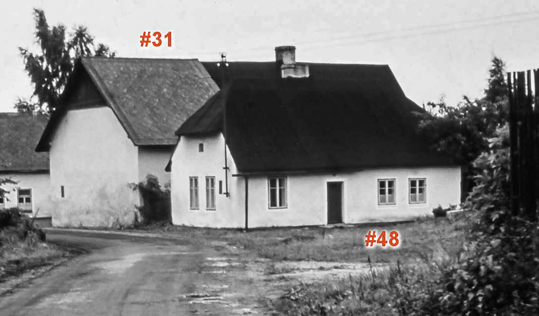 "Tü(l)pl Haus" (Nr. 31) und "Rasiererhaisl" (Haus Nr. 48)