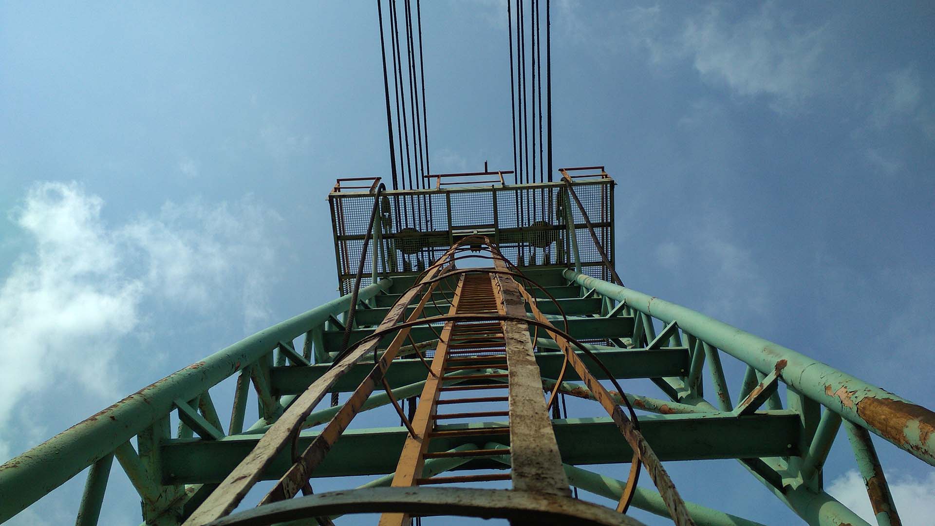 Leiter hinauf zur Turmspitze